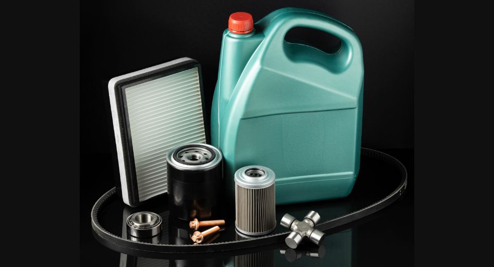 Automotive Engine Oil Filter market is estimated to reach $455.93 million in 2022 with a CAGR of 4.0% from 2024 to 2031